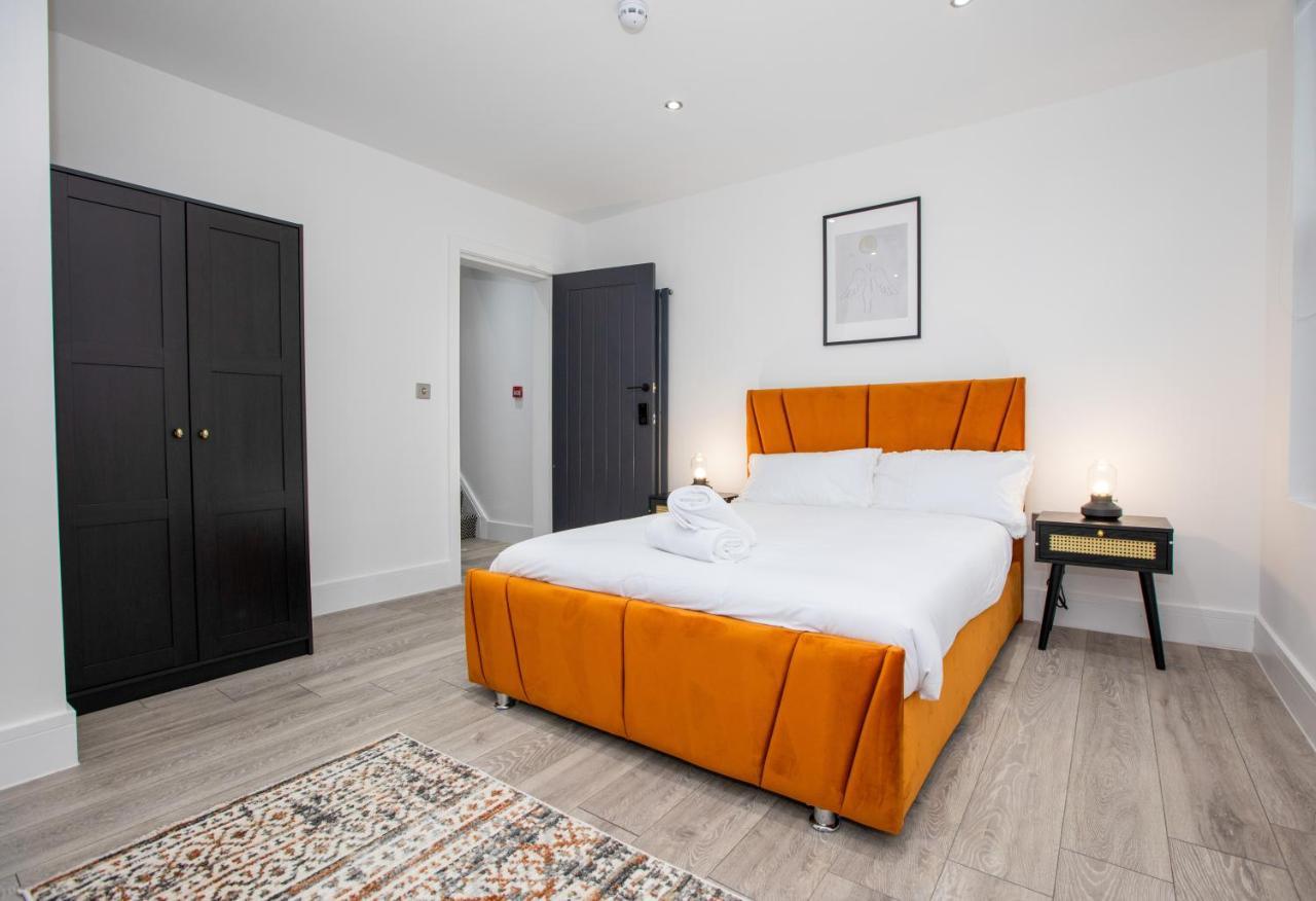 Stylish Stay Near The Stadium Walk To The Action Ліверпуль Екстер'єр фото