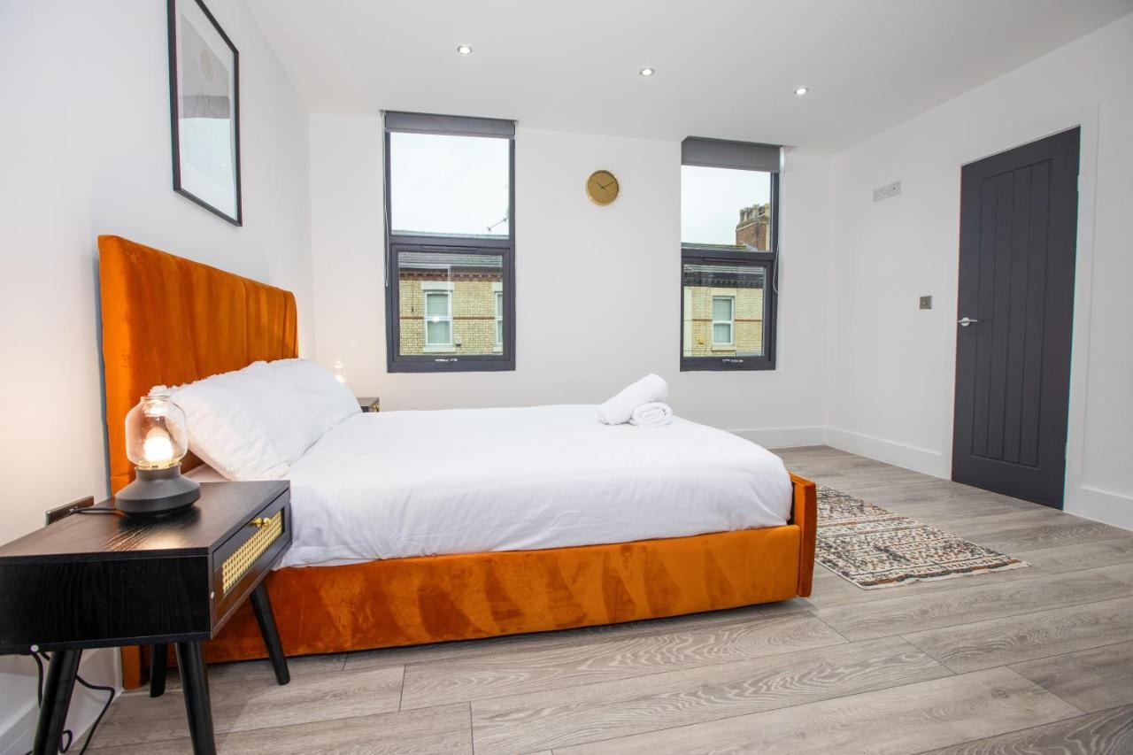 Stylish Stay Near The Stadium Walk To The Action Ліверпуль Екстер'єр фото
