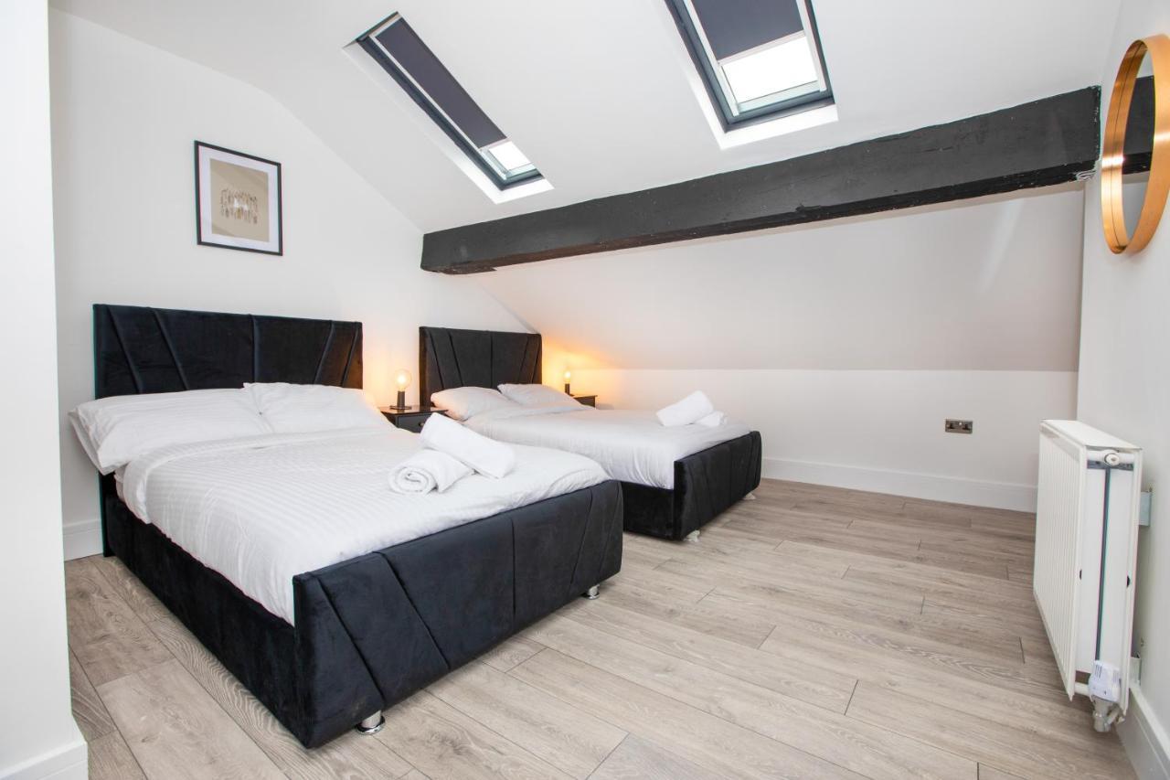 Stylish Stay Near The Stadium Walk To The Action Ліверпуль Екстер'єр фото